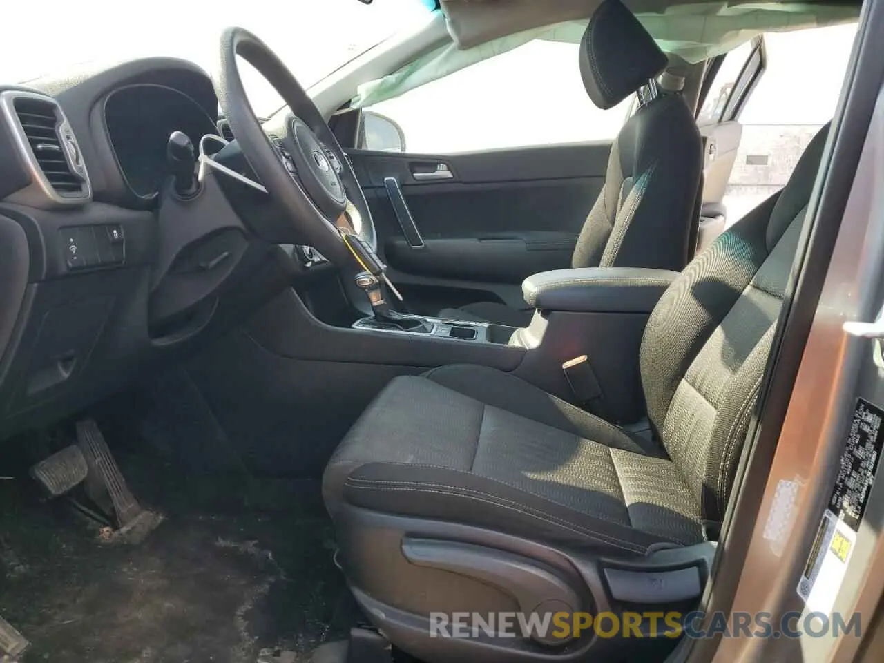 7 Photograph of a damaged car KNDPM3AC5K7623850 KIA SPORTAGE 2019