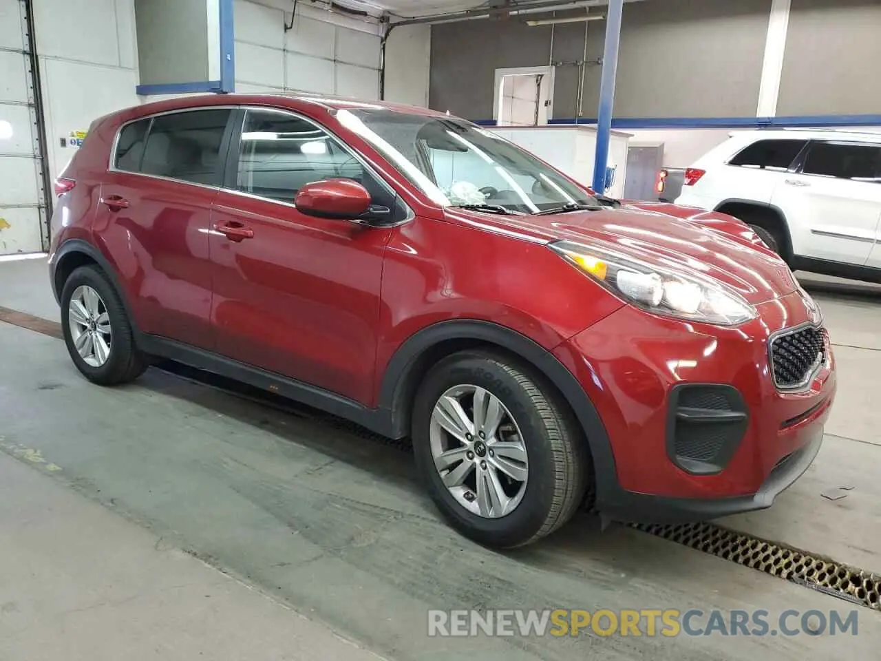 4 Photograph of a damaged car KNDPM3AC6K7494338 KIA SPORTAGE 2019