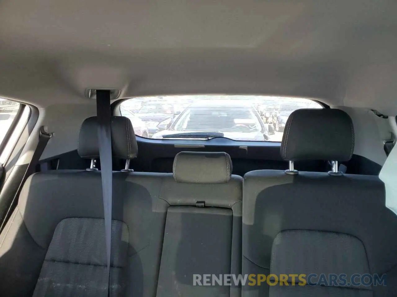 10 Photograph of a damaged car KNDPM3AC6K7504169 KIA SPORTAGE 2019