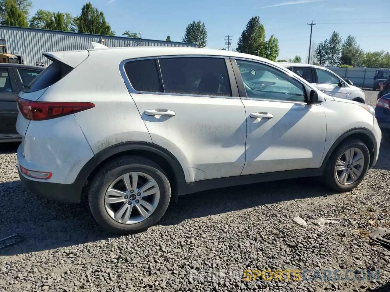 3 Photograph of a damaged car KNDPM3AC6K7504169 KIA SPORTAGE 2019