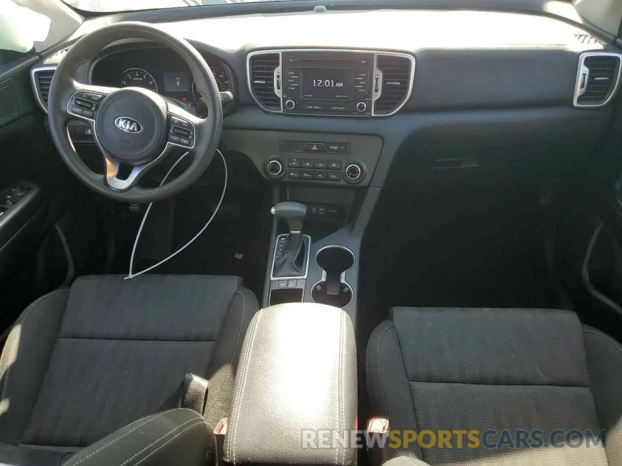 8 Photograph of a damaged car KNDPM3AC6K7504169 KIA SPORTAGE 2019