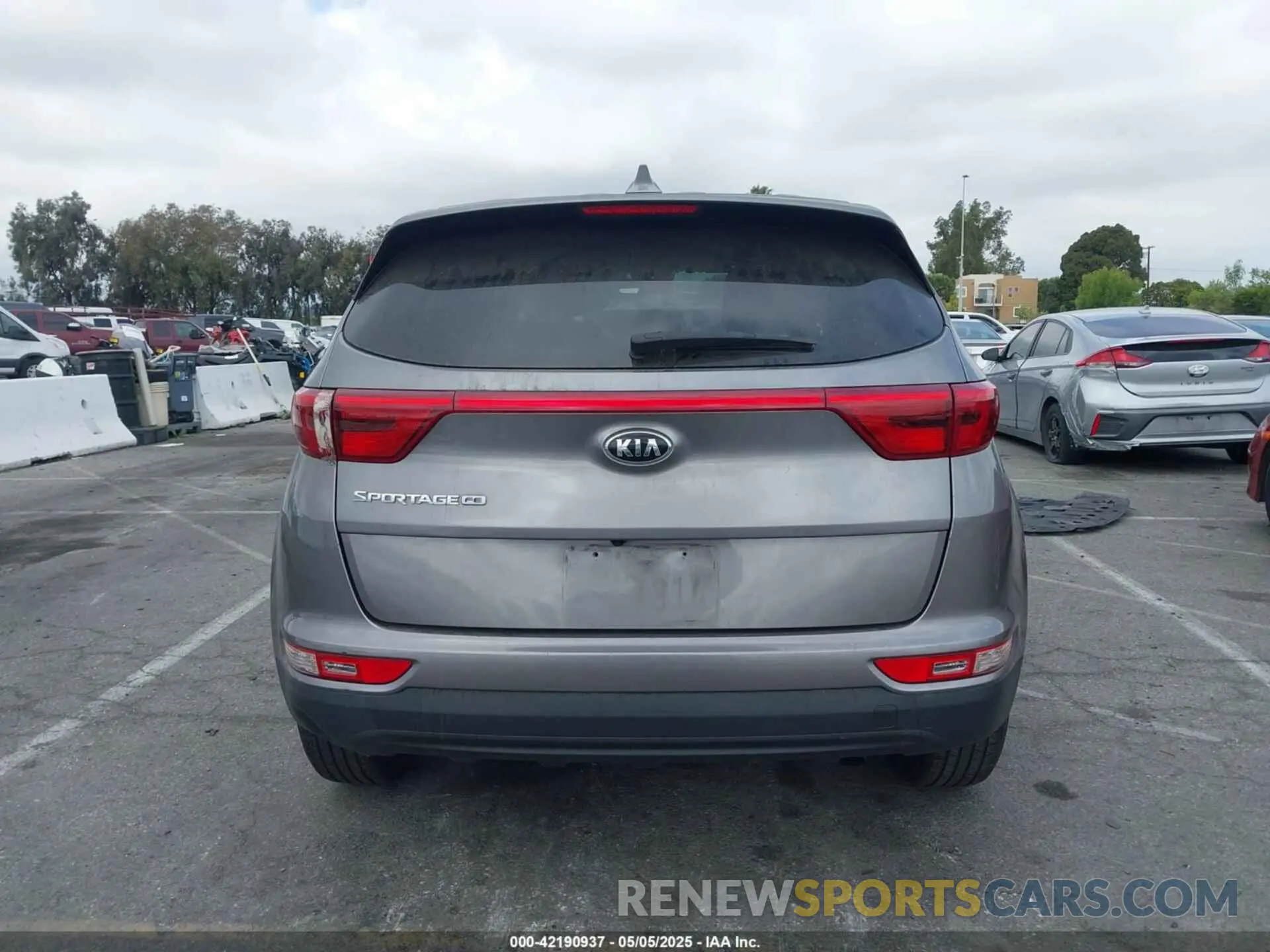16 Photograph of a damaged car KNDPM3AC6K7545613 KIA SPORTAGE 2019