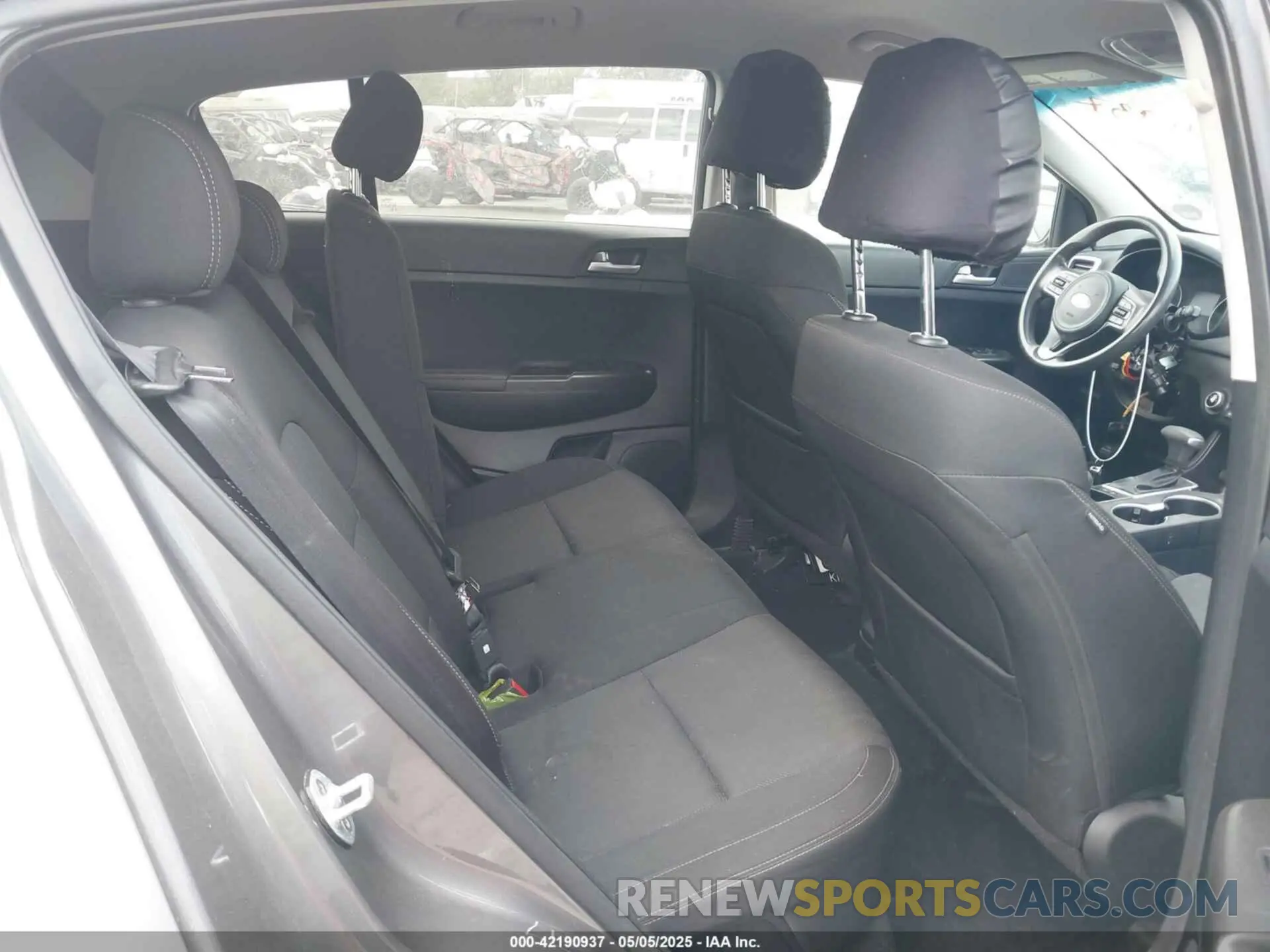 8 Photograph of a damaged car KNDPM3AC6K7545613 KIA SPORTAGE 2019