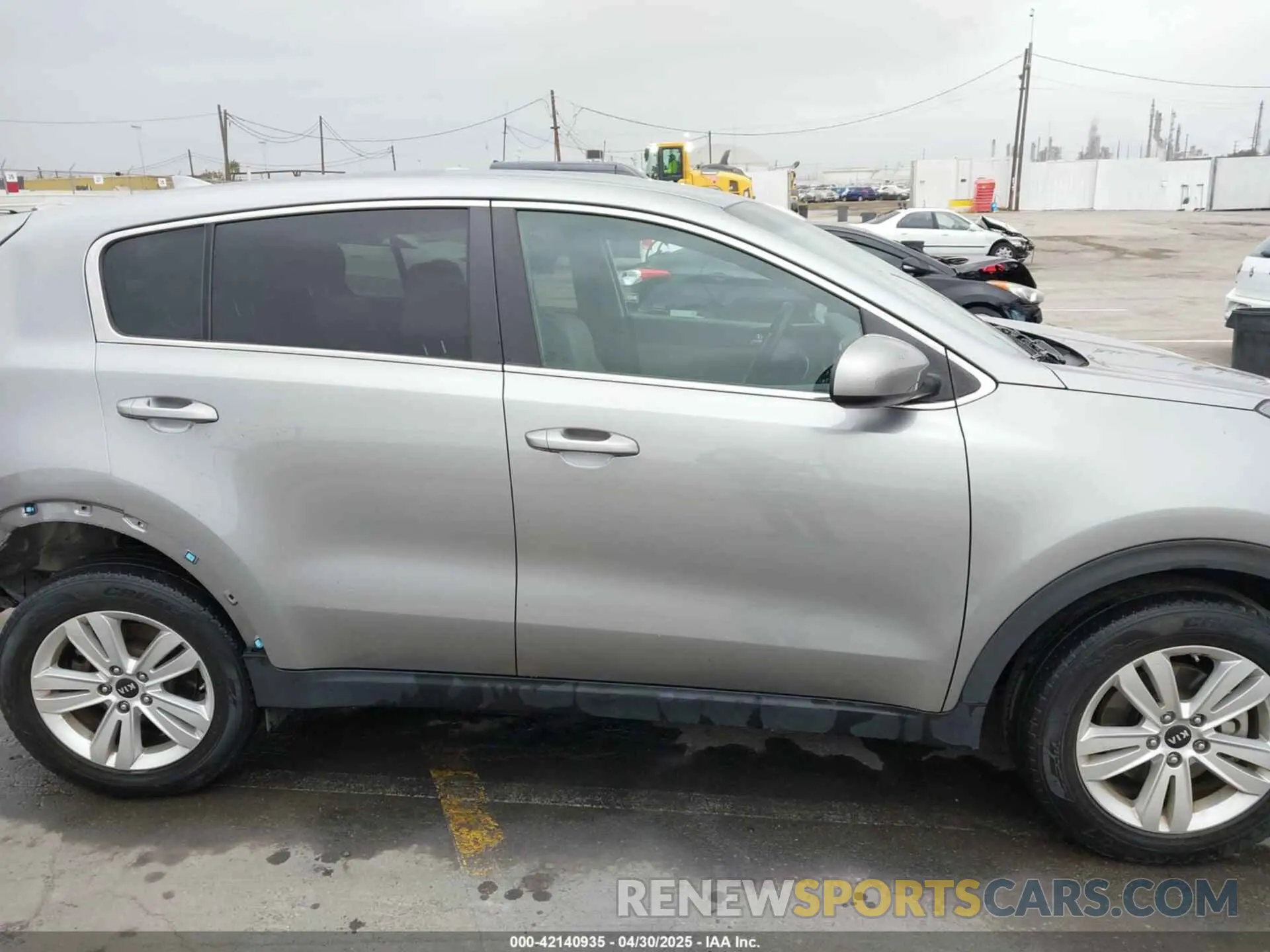 13 Photograph of a damaged car KNDPM3AC6K7599025 KIA SPORTAGE 2019