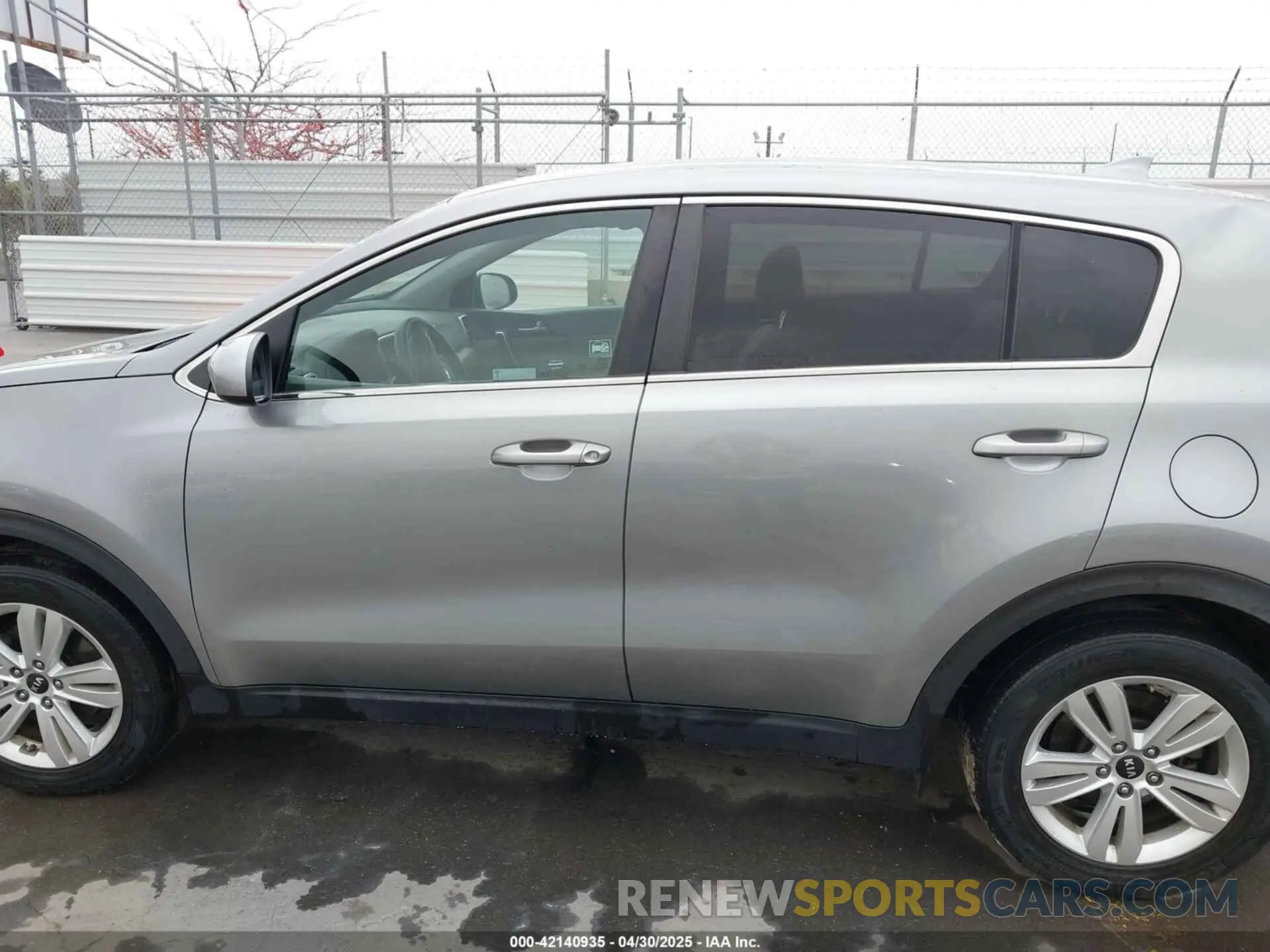 14 Photograph of a damaged car KNDPM3AC6K7599025 KIA SPORTAGE 2019