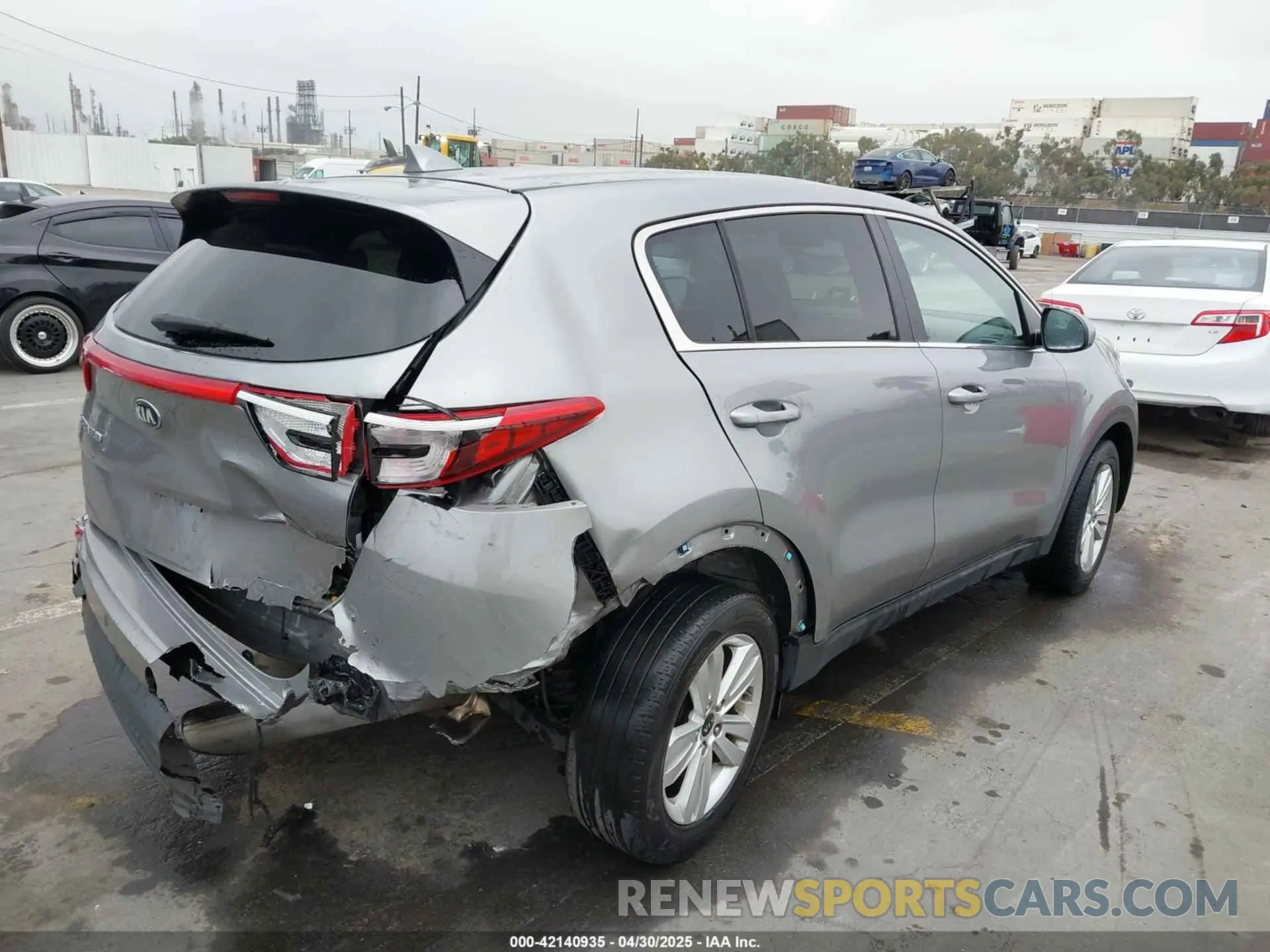4 Photograph of a damaged car KNDPM3AC6K7599025 KIA SPORTAGE 2019