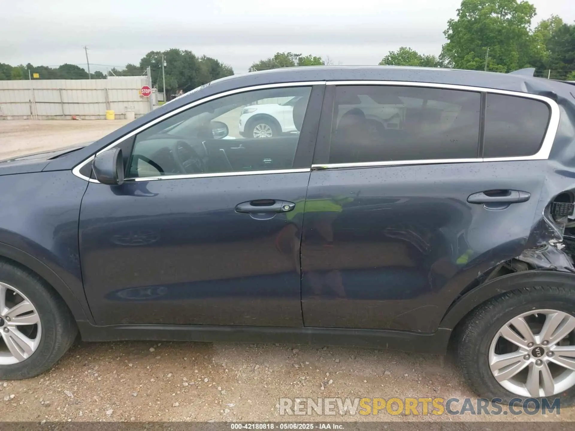 14 Photograph of a damaged car KNDPM3AC7K7555325 KIA SPORTAGE 2019