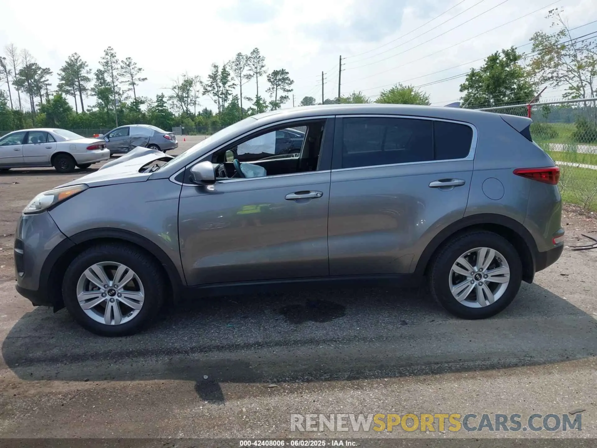 14 Photograph of a damaged car KNDPM3AC7K7560377 KIA SPORTAGE 2019