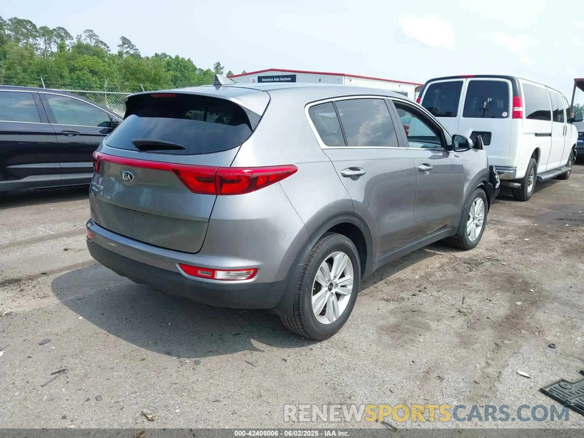4 Photograph of a damaged car KNDPM3AC7K7560377 KIA SPORTAGE 2019