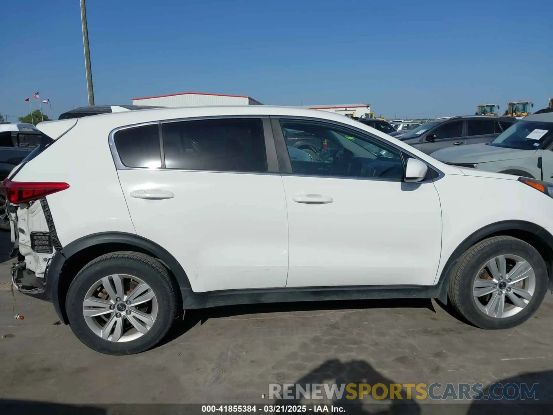 14 Photograph of a damaged car KNDPM3AC7K7563098 KIA SPORTAGE 2019