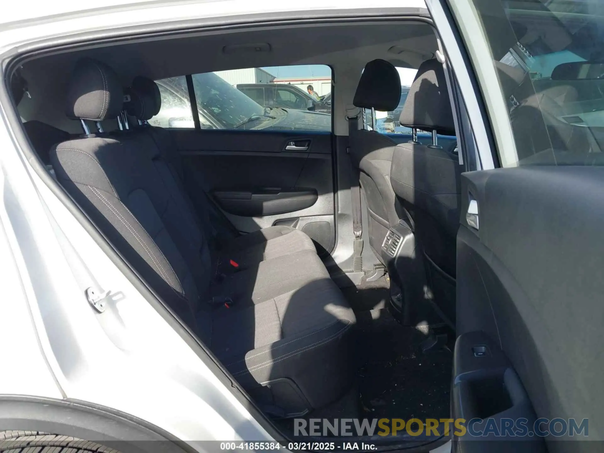 8 Photograph of a damaged car KNDPM3AC7K7563098 KIA SPORTAGE 2019