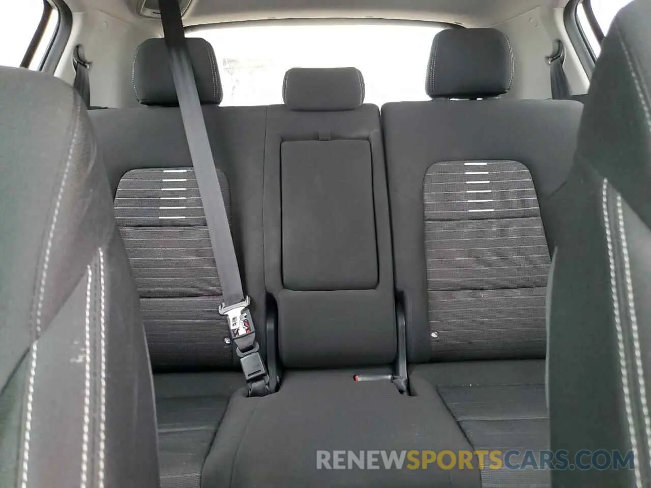 10 Photograph of a damaged car KNDPM3AC7K7611991 KIA SPORTAGE 2019