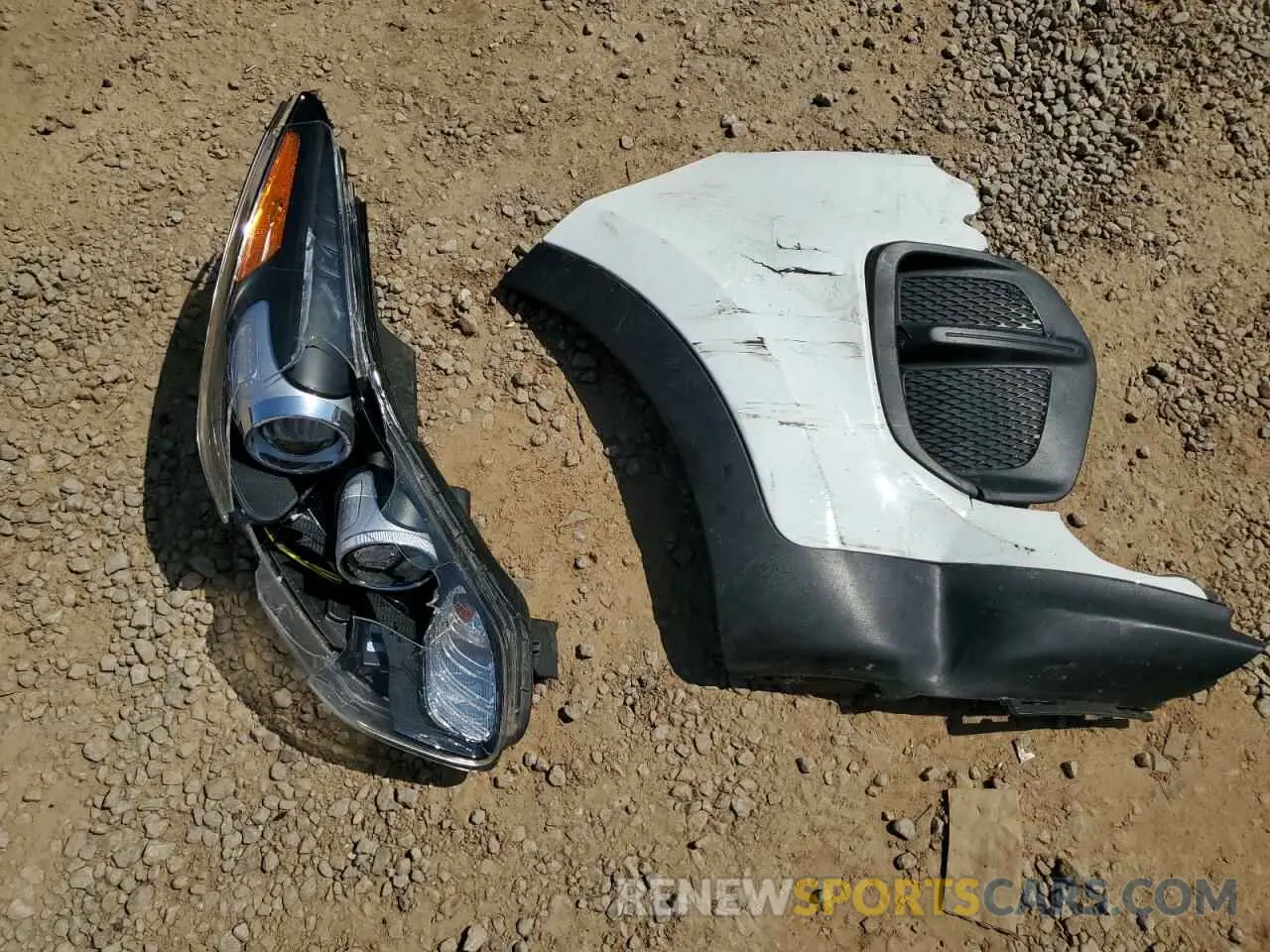 13 Photograph of a damaged car KNDPM3AC8K7594215 KIA SPORTAGE 2019
