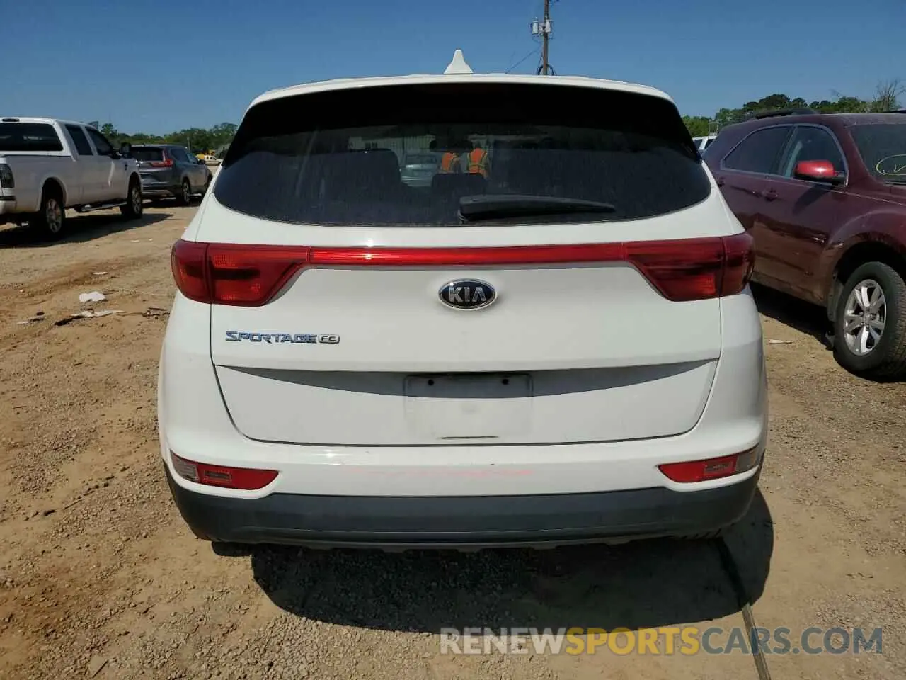 6 Photograph of a damaged car KNDPM3AC8K7594215 KIA SPORTAGE 2019