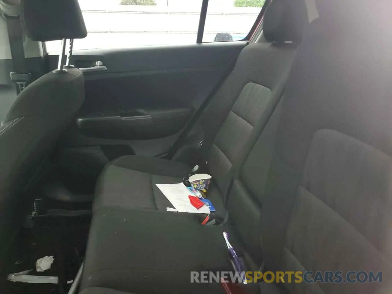 10 Photograph of a damaged car KNDPM3AC8K7596529 KIA SPORTAGE 2019