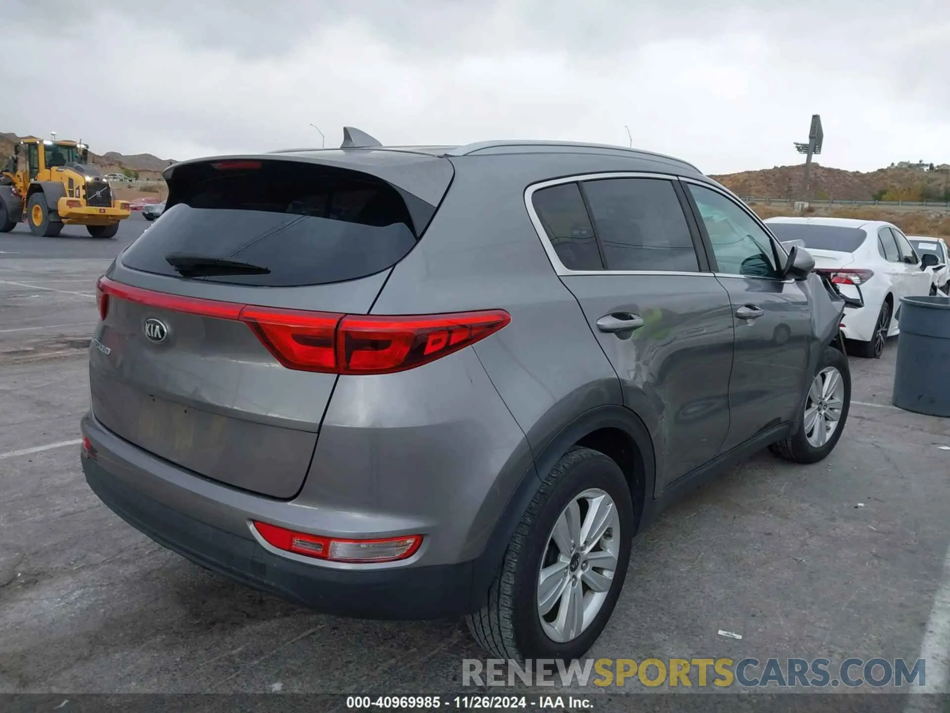 4 Photograph of a damaged car KNDPM3AC9K7549560 KIA SPORTAGE 2019