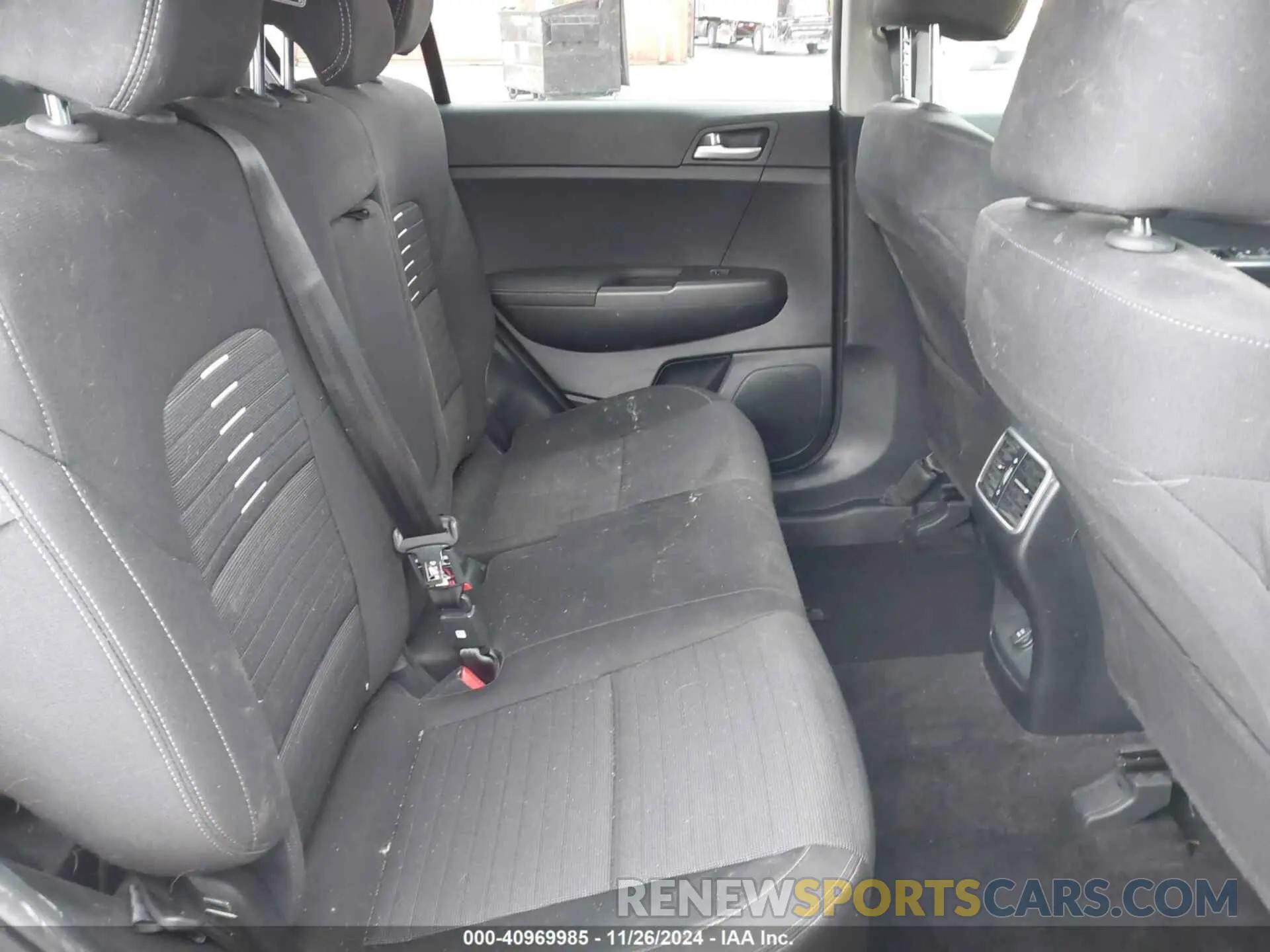 8 Photograph of a damaged car KNDPM3AC9K7549560 KIA SPORTAGE 2019