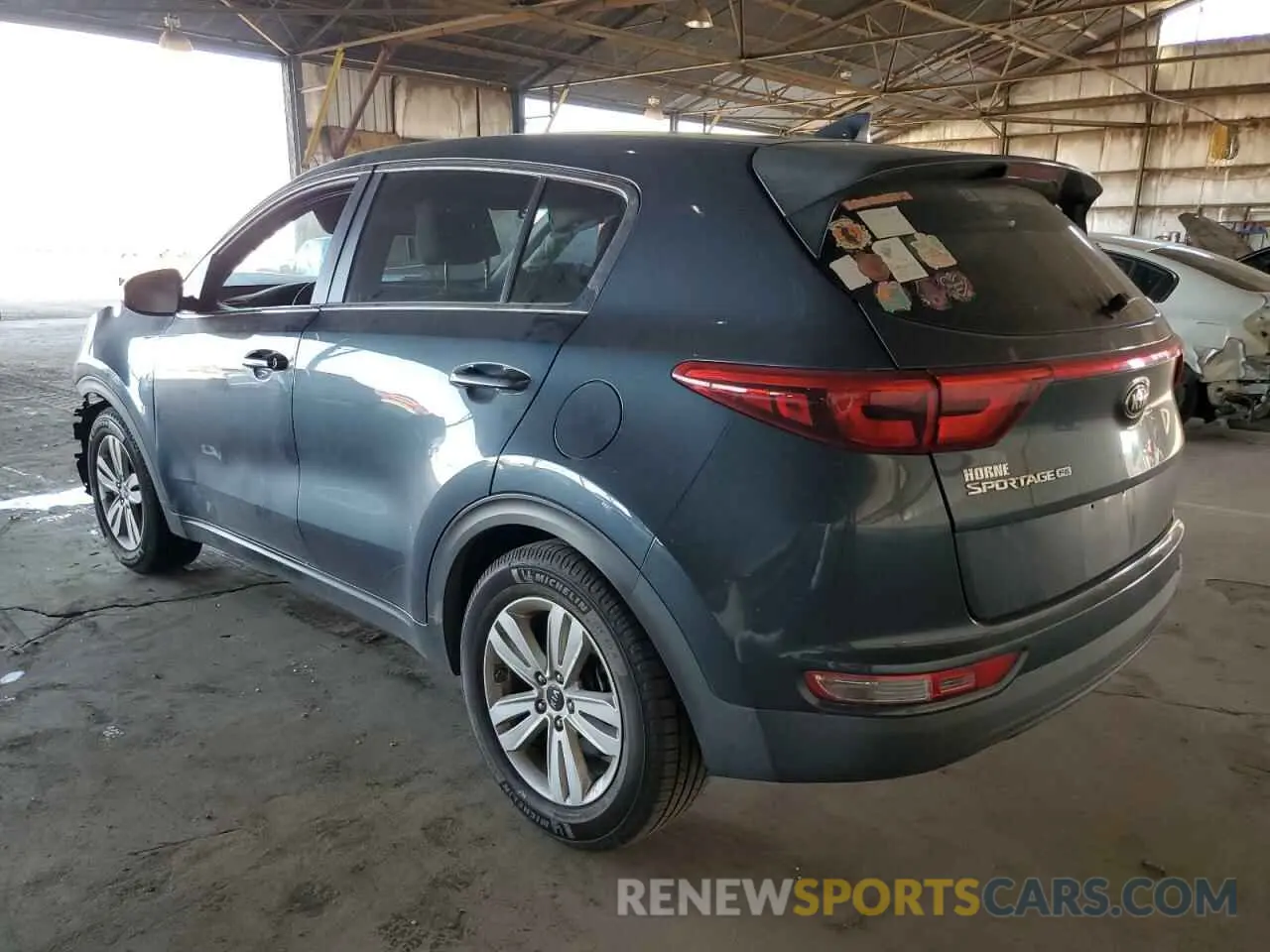2 Photograph of a damaged car KNDPM3AC9K7613841 KIA SPORTAGE 2019