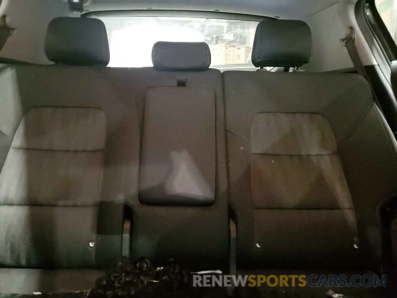 10 Photograph of a damaged car KNDPM3AC9K7616576 KIA SPORTAGE 2019