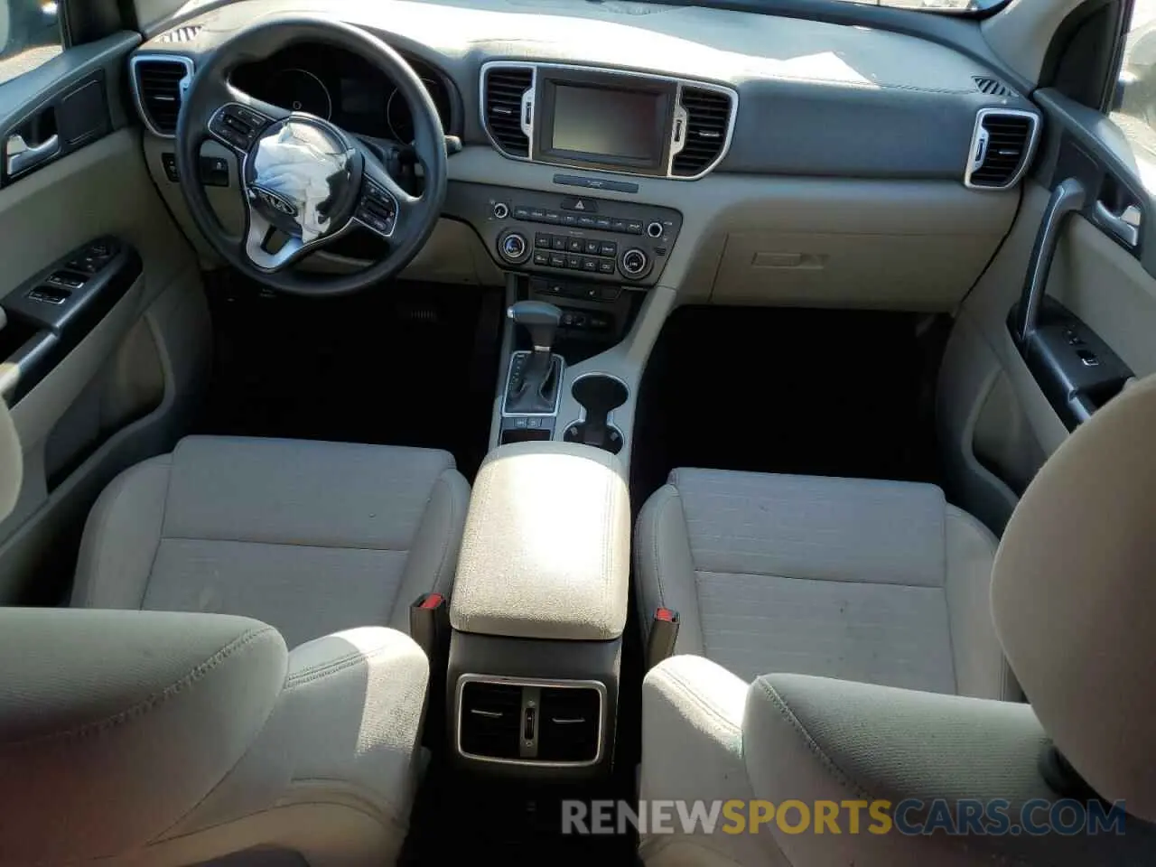 8 Photograph of a damaged car KNDPM3AC9K7622426 KIA SPORTAGE 2019