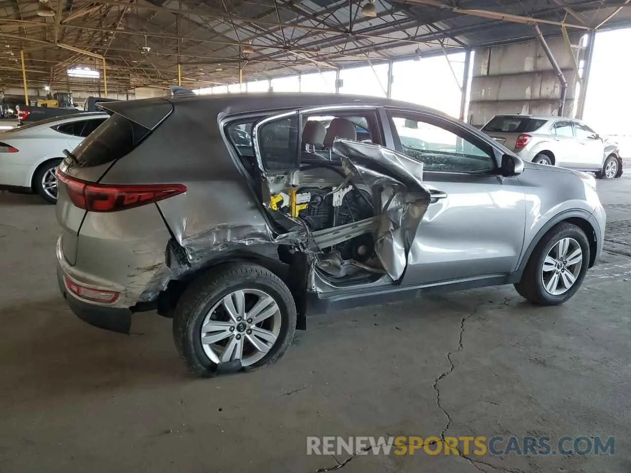 3 Photograph of a damaged car KNDPM3ACXK7578856 KIA SPORTAGE 2019