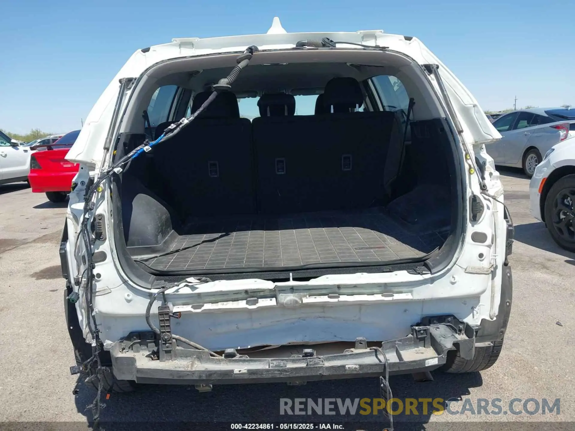 17 Photograph of a damaged car KNDPM3ACXK7595723 KIA SPORTAGE 2019