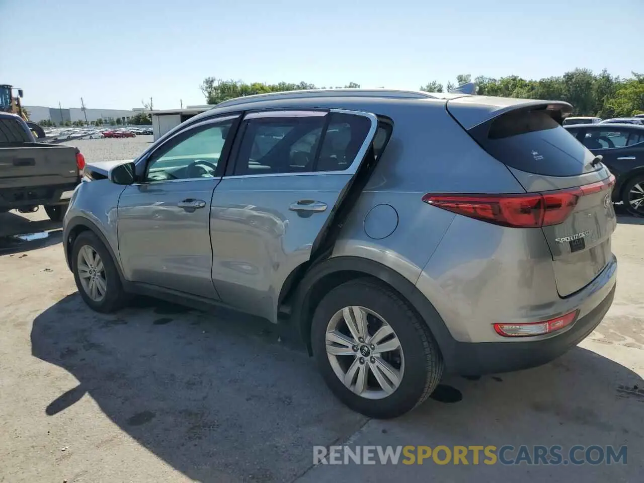 2 Photograph of a damaged car KNDPM3ACXK7621124 KIA SPORTAGE 2019