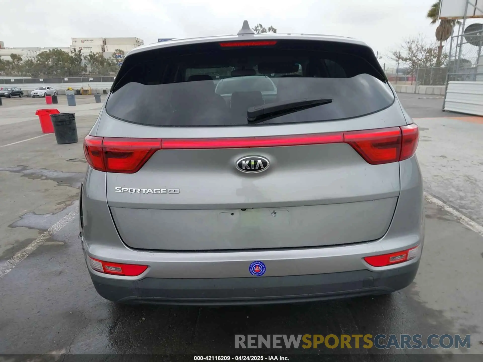 15 Photograph of a damaged car KNDPM3ACXK7626856 KIA SPORTAGE 2019