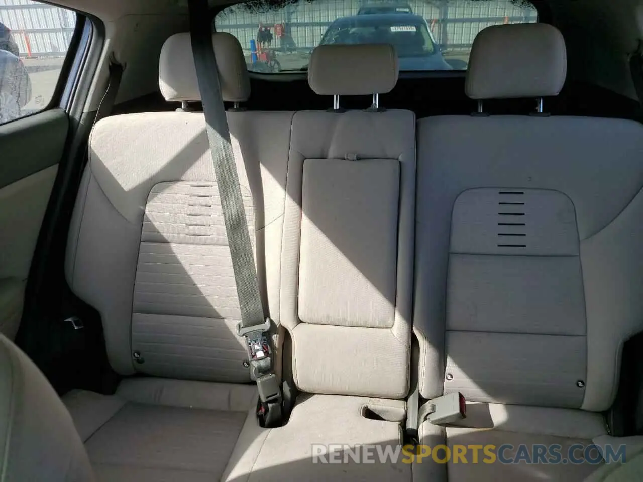 10 Photograph of a damaged car KNDPMCAC0K7551553 KIA SPORTAGE 2019