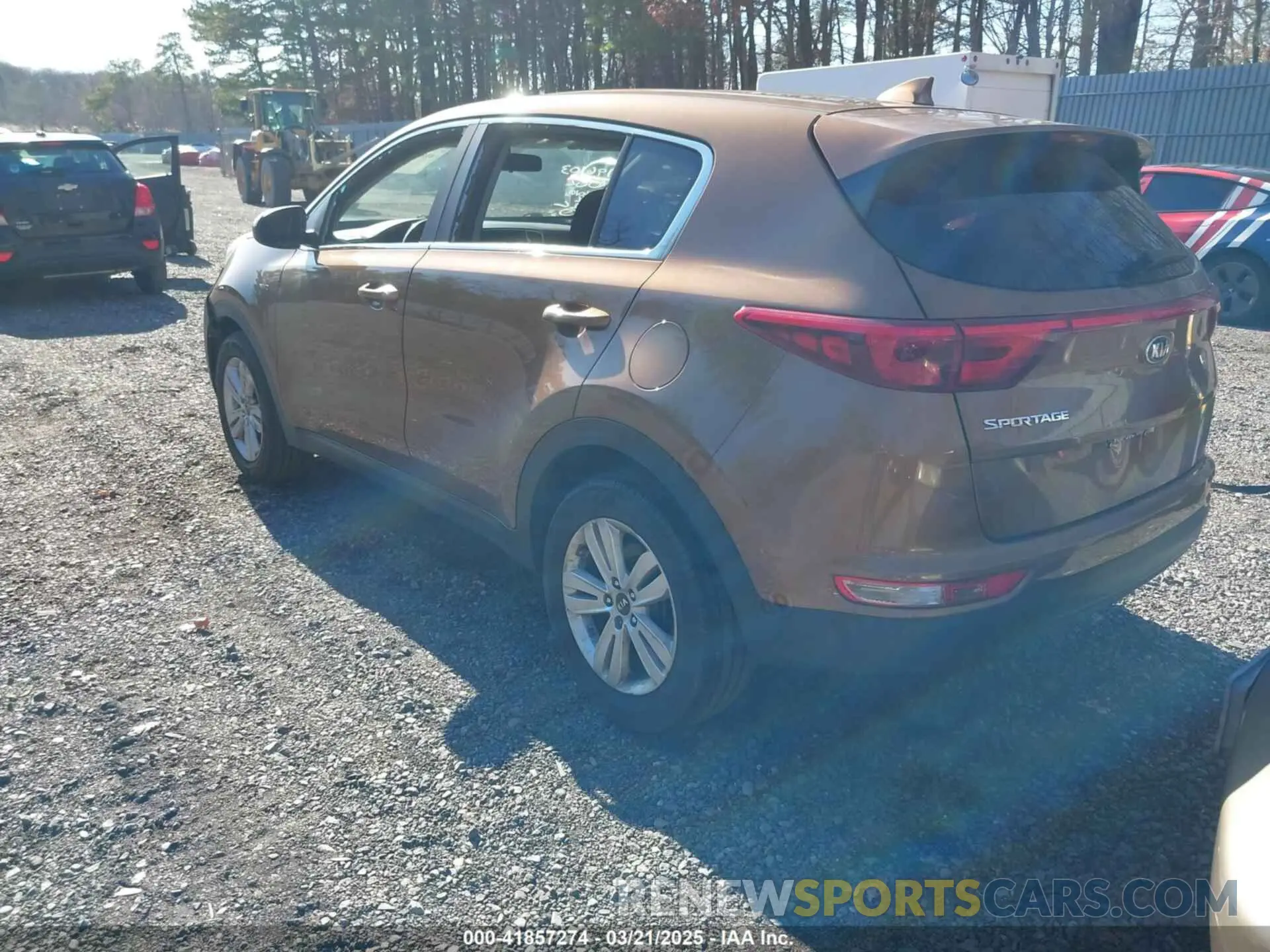 3 Photograph of a damaged car KNDPMCAC0K7573374 KIA SPORTAGE 2019