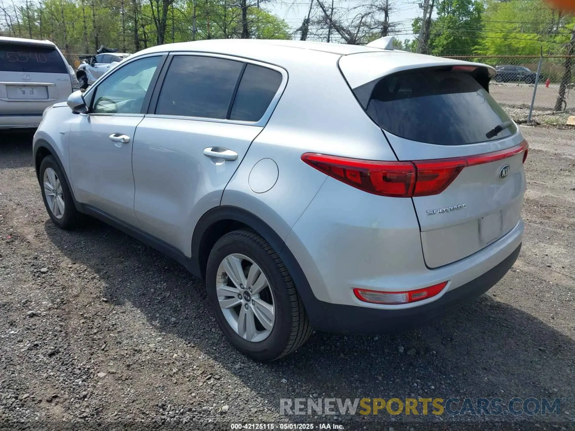 3 Photograph of a damaged car KNDPMCAC0K7588635 KIA SPORTAGE 2019
