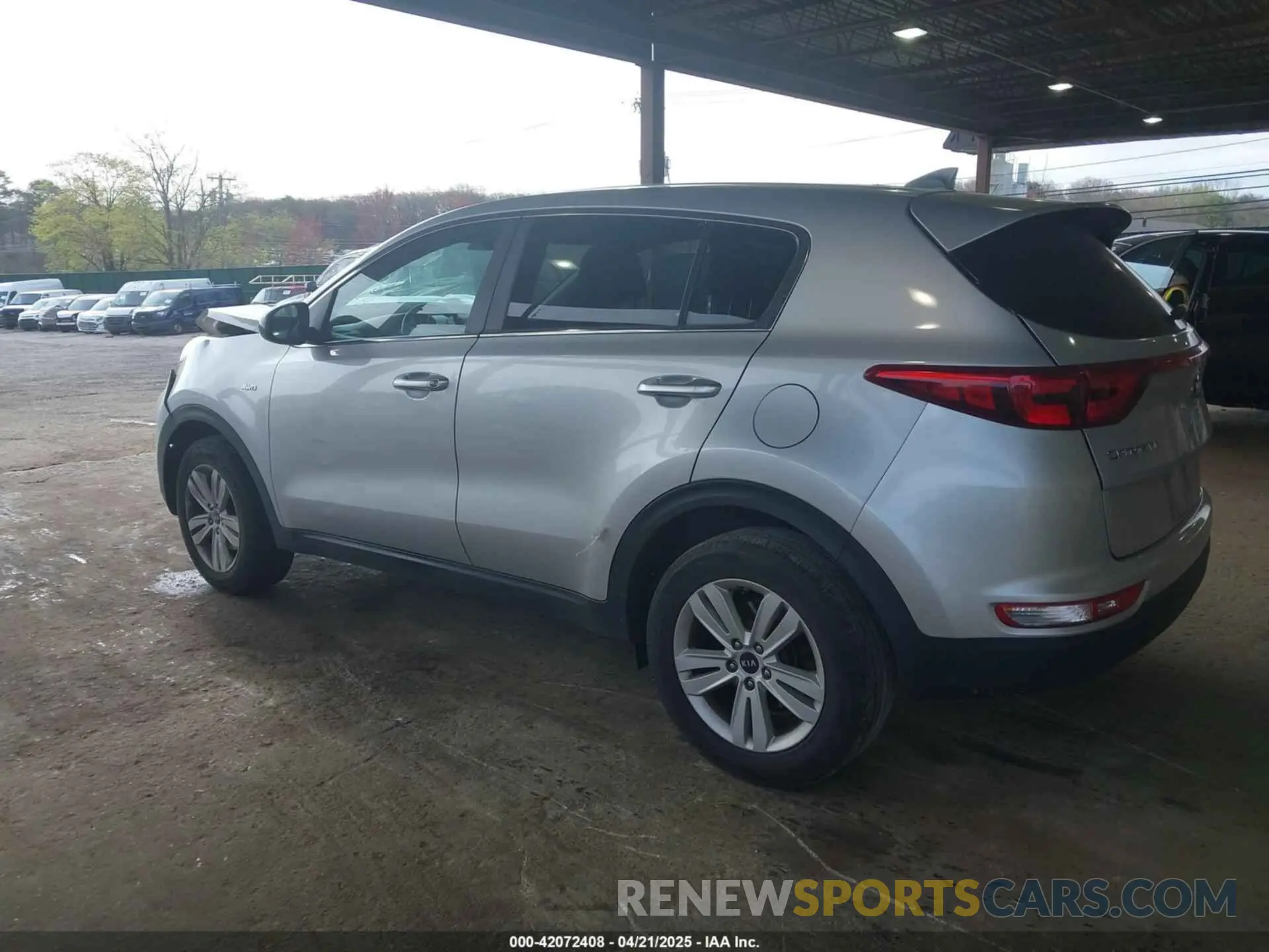 3 Photograph of a damaged car KNDPMCAC0K7618779 KIA SPORTAGE 2019
