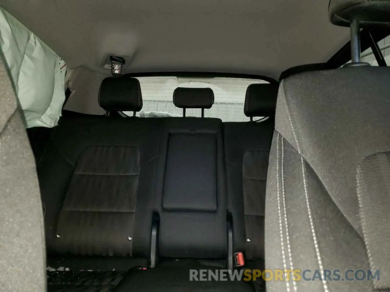 10 Photograph of a damaged car KNDPMCAC0K7620628 KIA SPORTAGE 2019