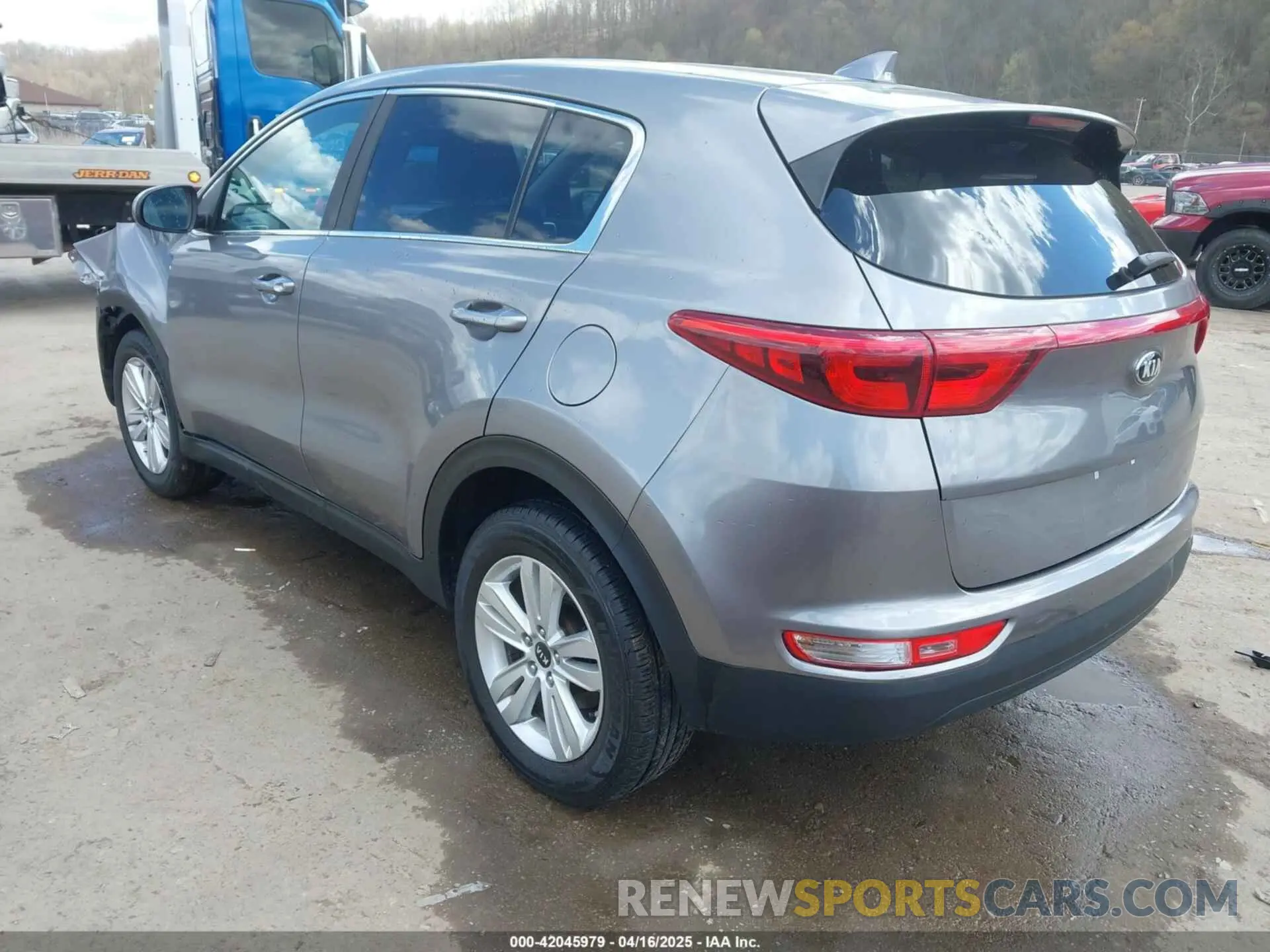 3 Photograph of a damaged car KNDPMCAC1K7549844 KIA SPORTAGE 2019