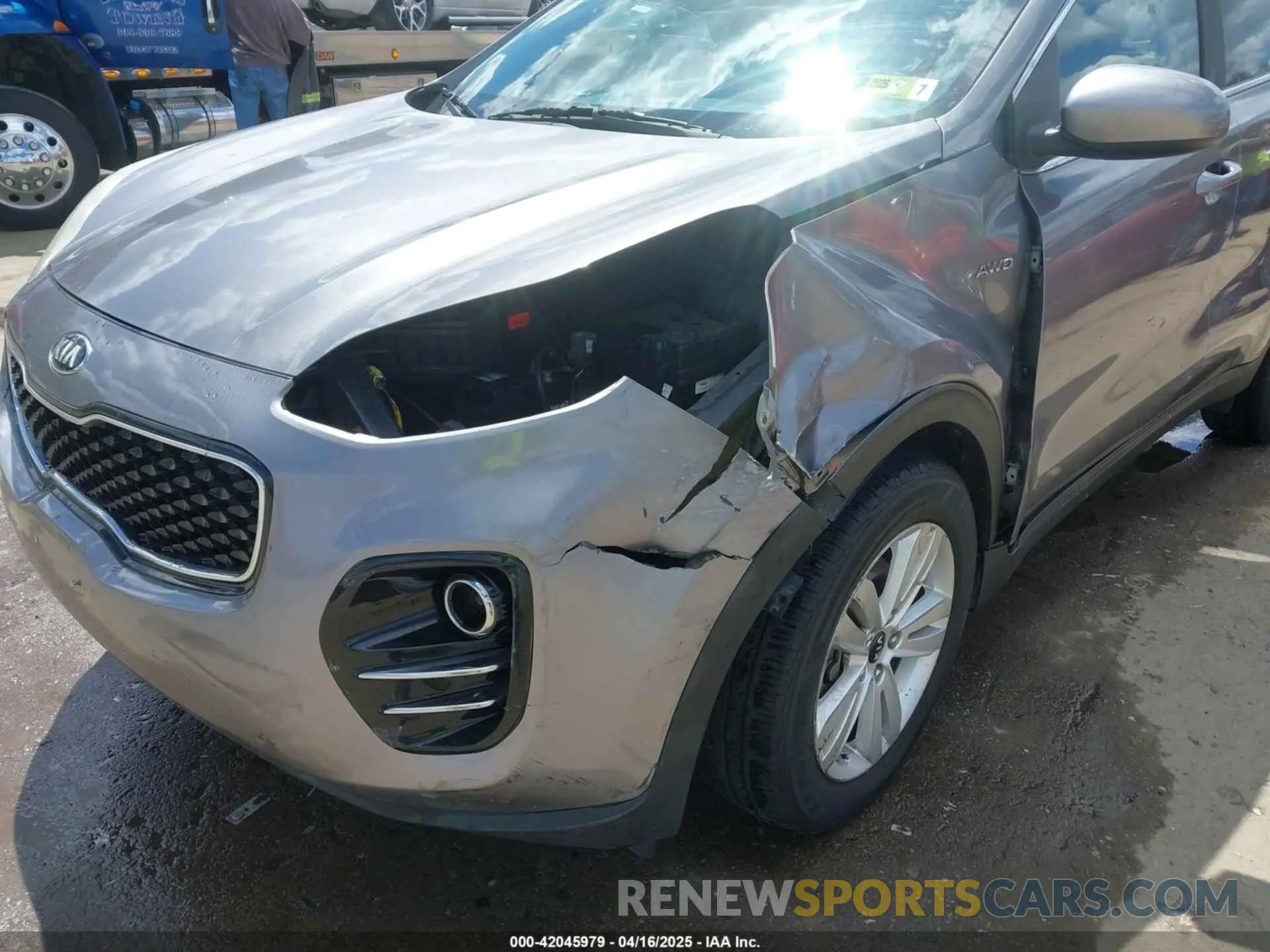 6 Photograph of a damaged car KNDPMCAC1K7549844 KIA SPORTAGE 2019