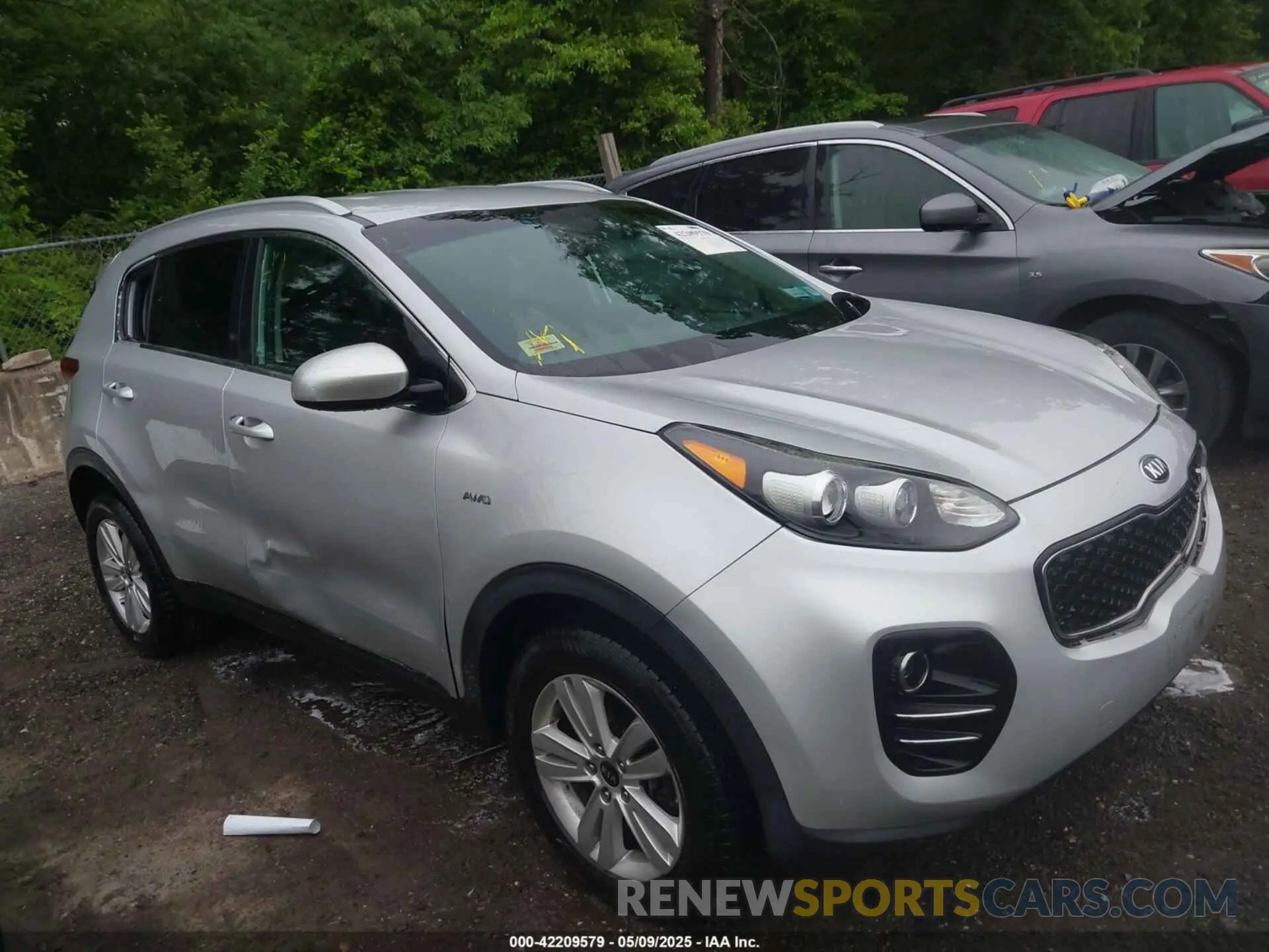 1 Photograph of a damaged car KNDPMCAC1K7581368 KIA SPORTAGE 2019