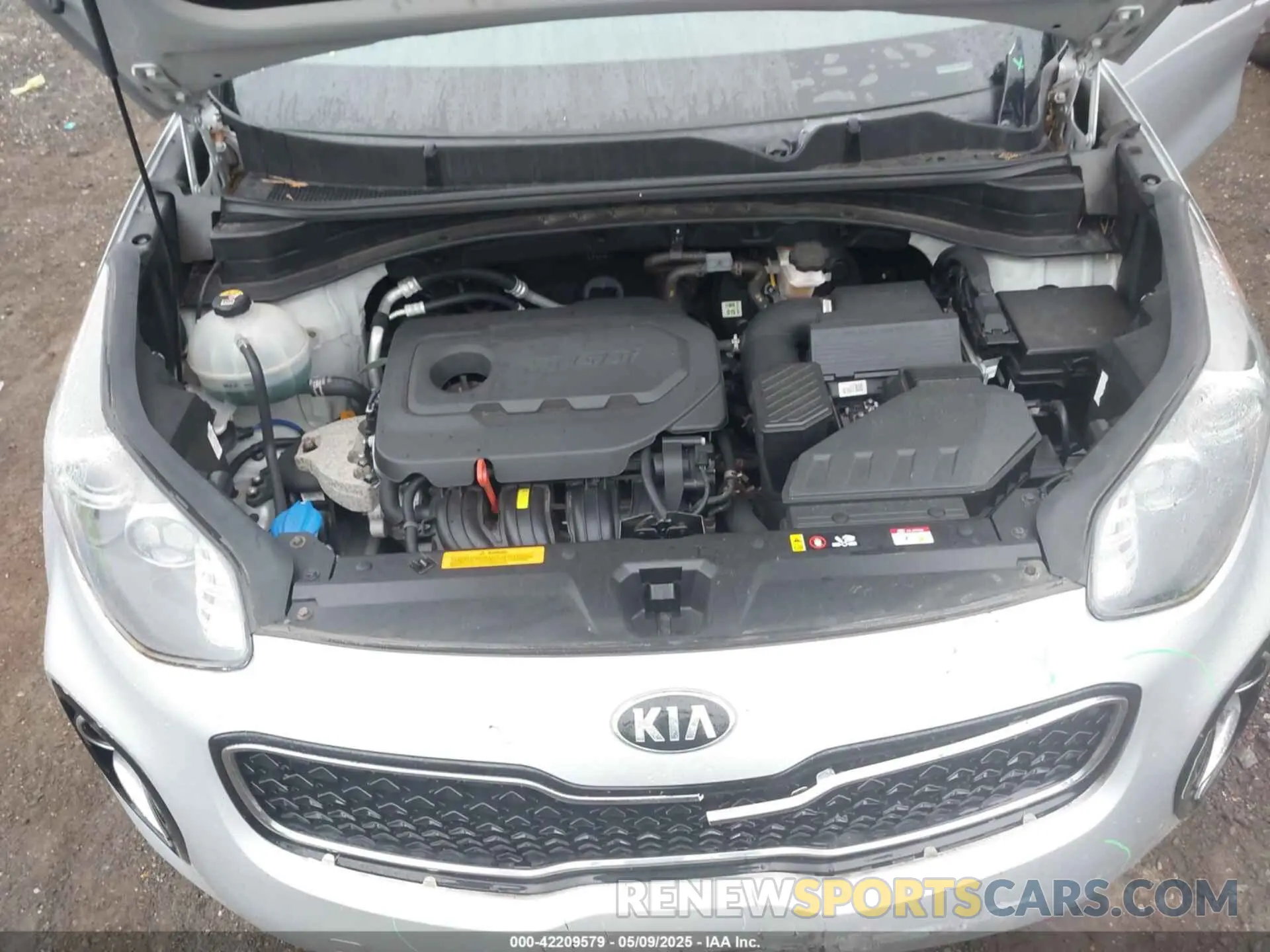 10 Photograph of a damaged car KNDPMCAC1K7581368 KIA SPORTAGE 2019