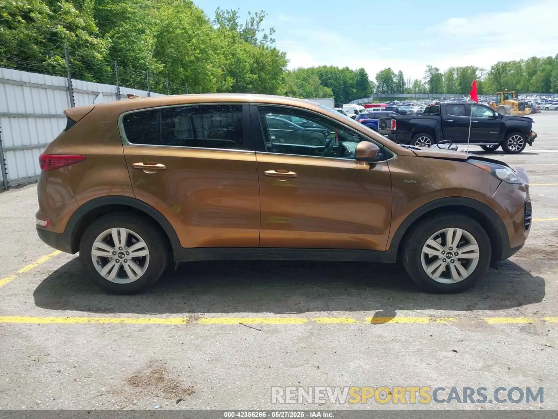 13 Photograph of a damaged car KNDPMCAC1K7615602 KIA SPORTAGE 2019