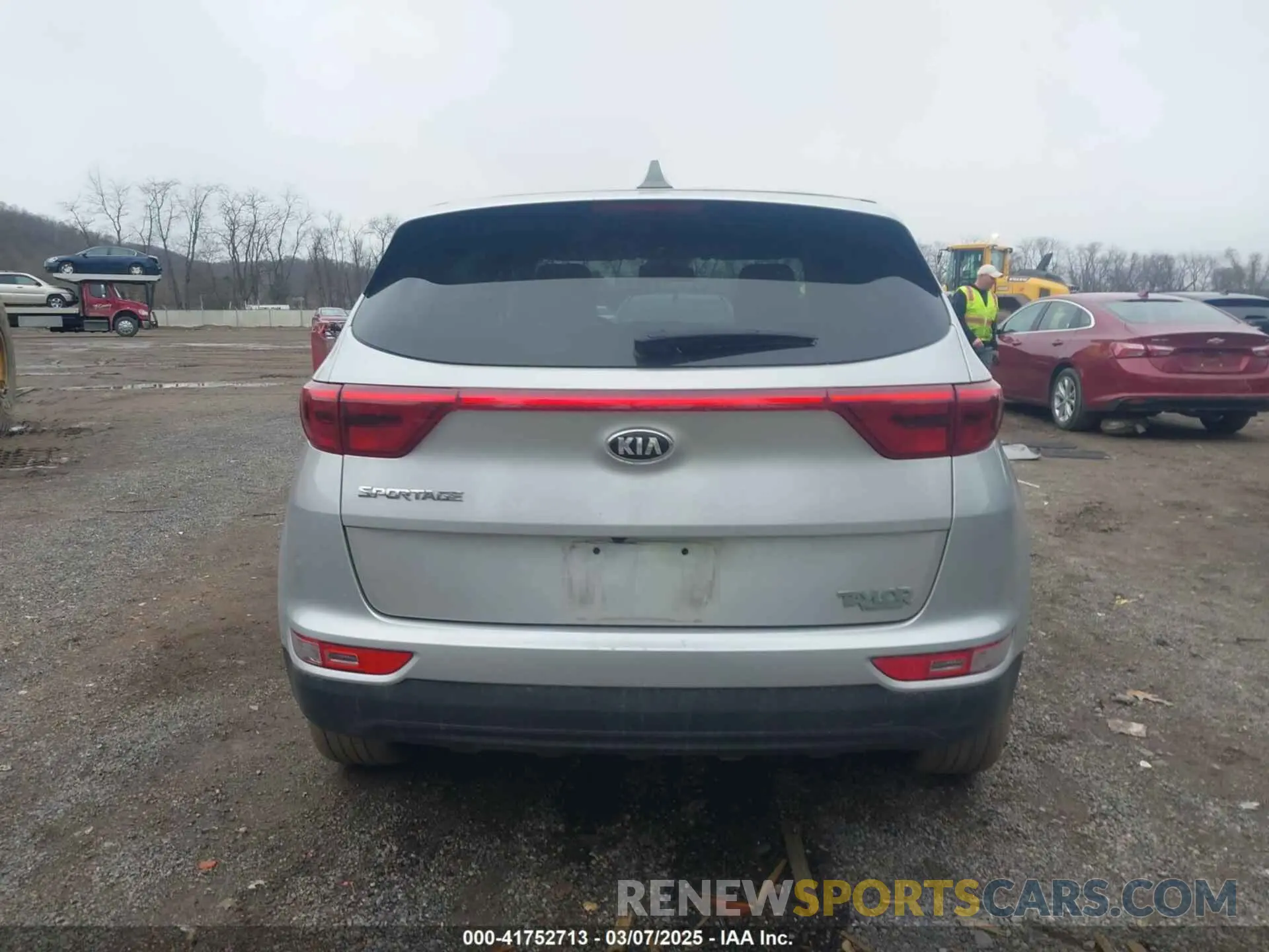 16 Photograph of a damaged car KNDPMCAC2K7523771 KIA SPORTAGE 2019