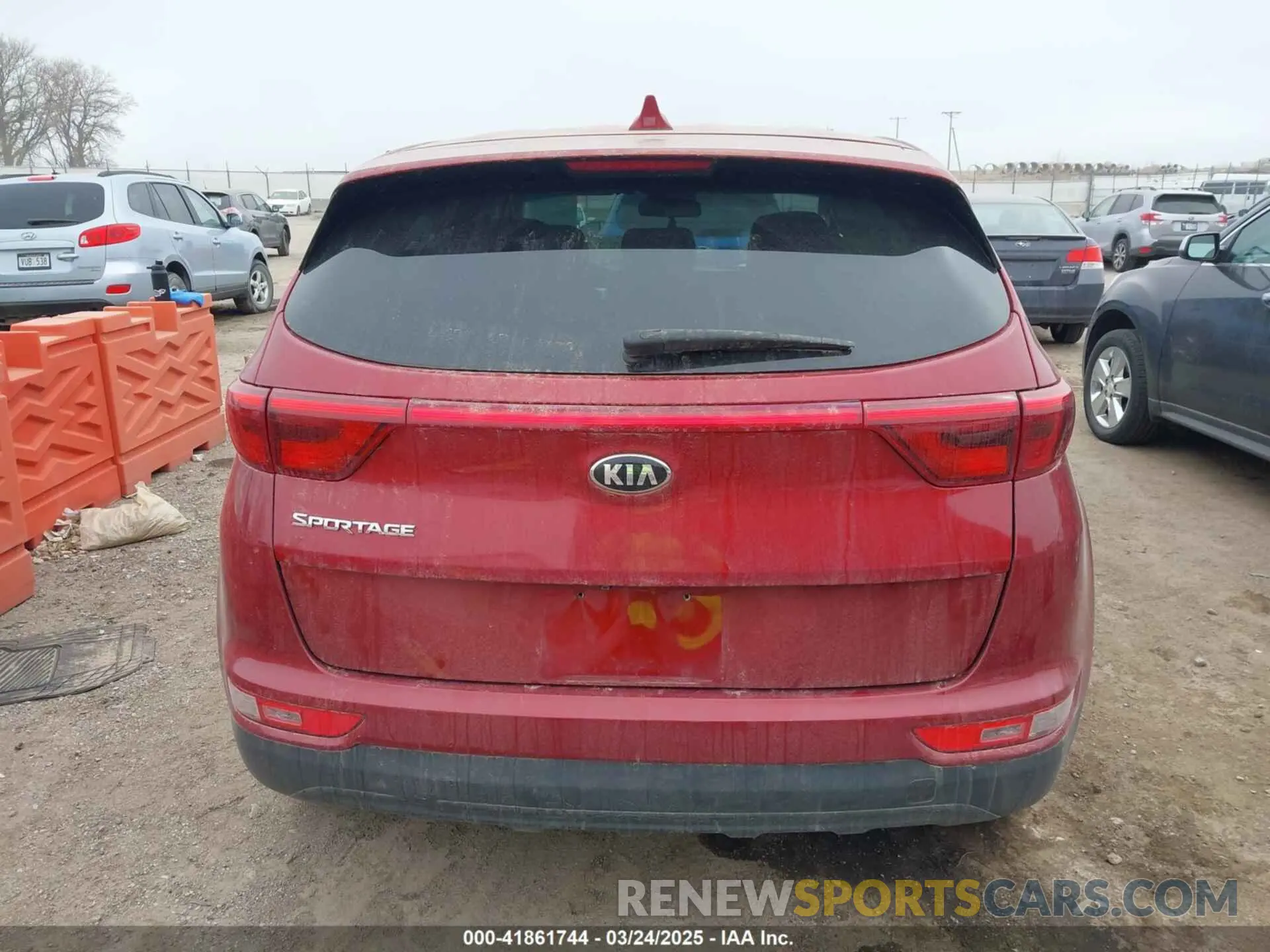 16 Photograph of a damaged car KNDPMCAC2K7530493 KIA SPORTAGE 2019