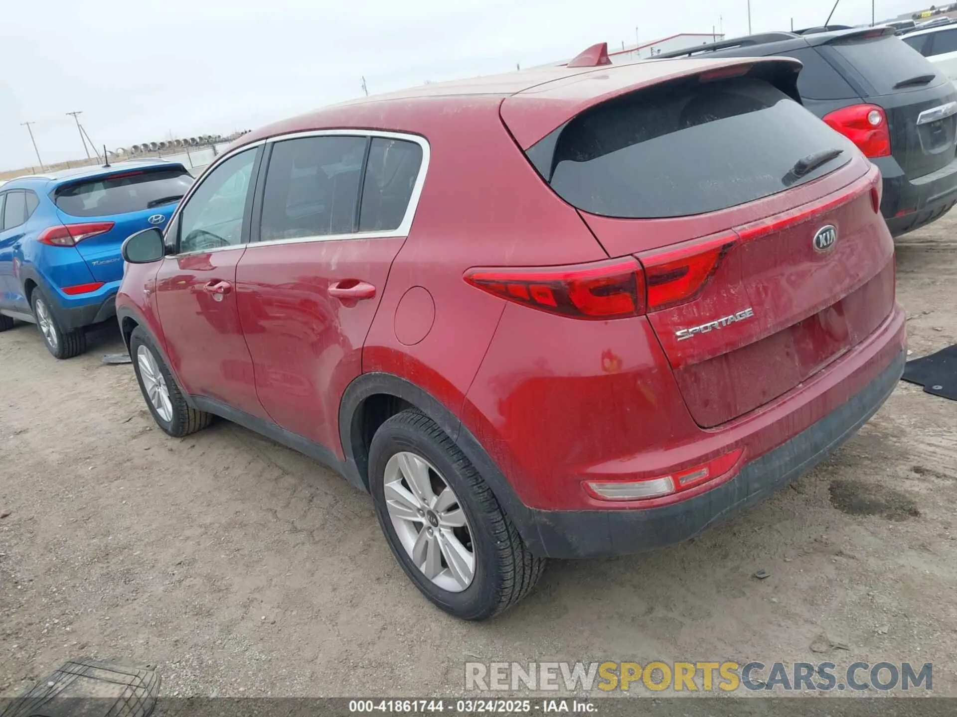 3 Photograph of a damaged car KNDPMCAC2K7530493 KIA SPORTAGE 2019