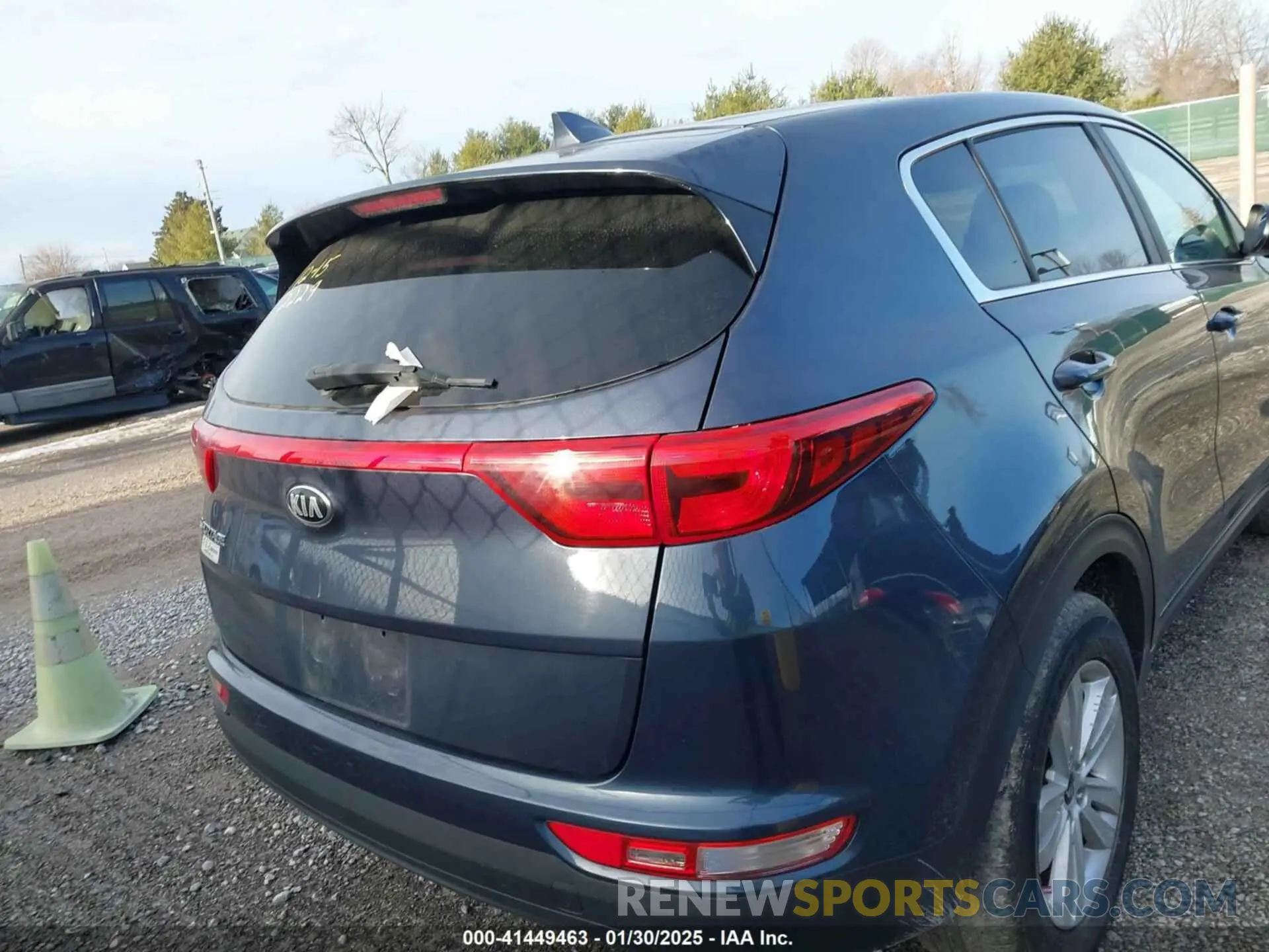 16 Photograph of a damaged car KNDPMCAC2K7562229 KIA SPORTAGE 2019