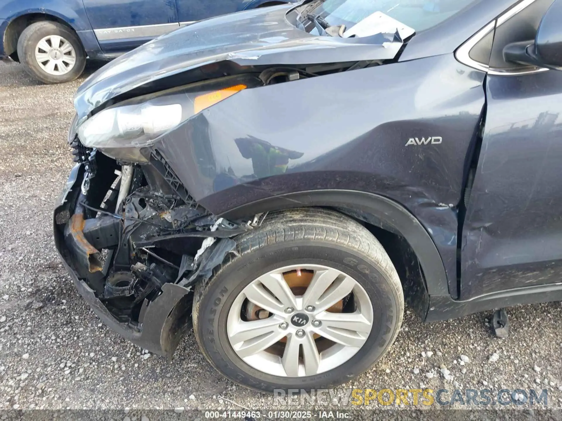 17 Photograph of a damaged car KNDPMCAC2K7562229 KIA SPORTAGE 2019