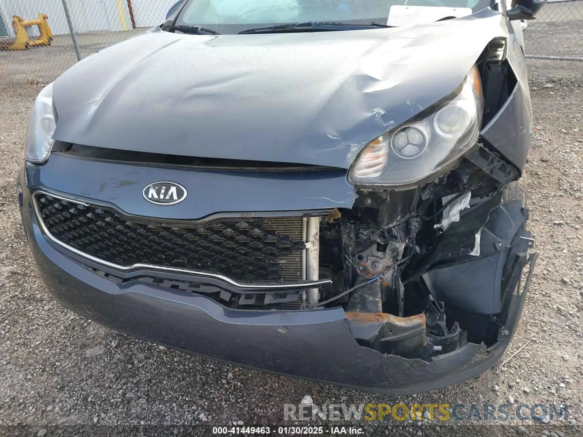 18 Photograph of a damaged car KNDPMCAC2K7562229 KIA SPORTAGE 2019