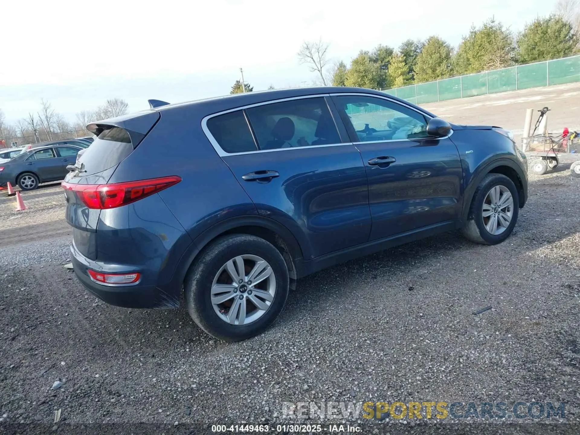 4 Photograph of a damaged car KNDPMCAC2K7562229 KIA SPORTAGE 2019