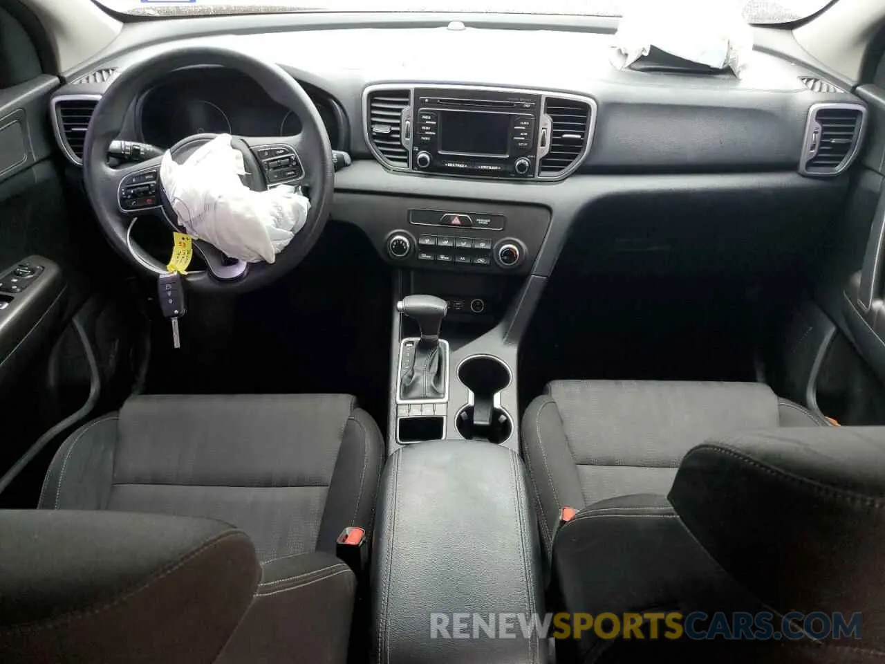 8 Photograph of a damaged car KNDPMCAC2K7600154 KIA SPORTAGE 2019