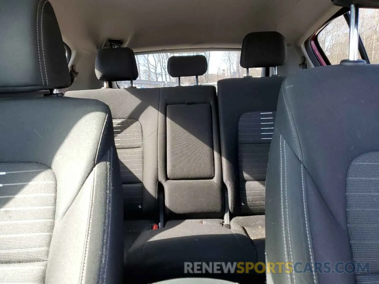 10 Photograph of a damaged car KNDPMCAC3K7624673 KIA SPORTAGE 2019