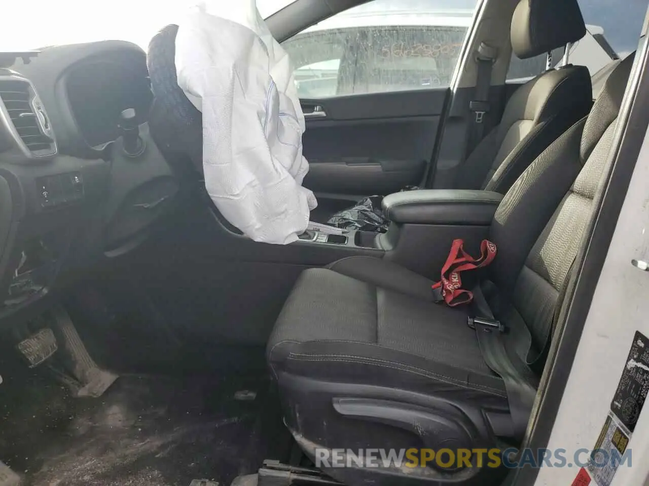 7 Photograph of a damaged car KNDPMCAC4K7493527 KIA SPORTAGE 2019