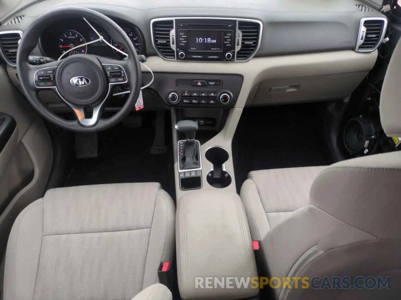 8 Photograph of a damaged car KNDPMCAC4K7609454 KIA SPORTAGE 2019