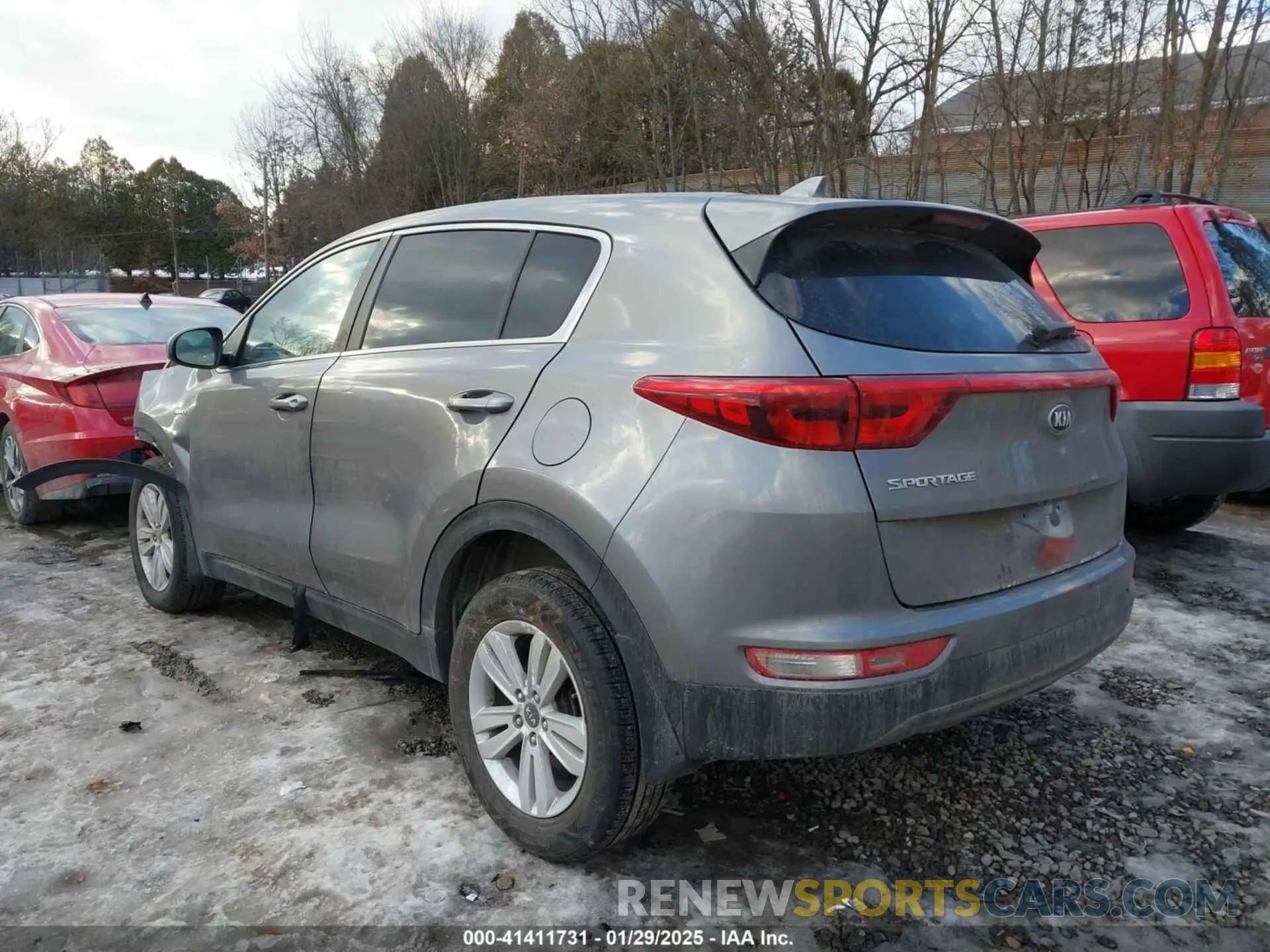 3 Photograph of a damaged car KNDPMCAC5K7550155 KIA SPORTAGE 2019